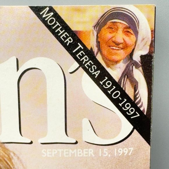 Maclean’s Magazine Sept 15, 1997 – Princess Diana & Mother Teresa Tribute - Picture 5 of 14